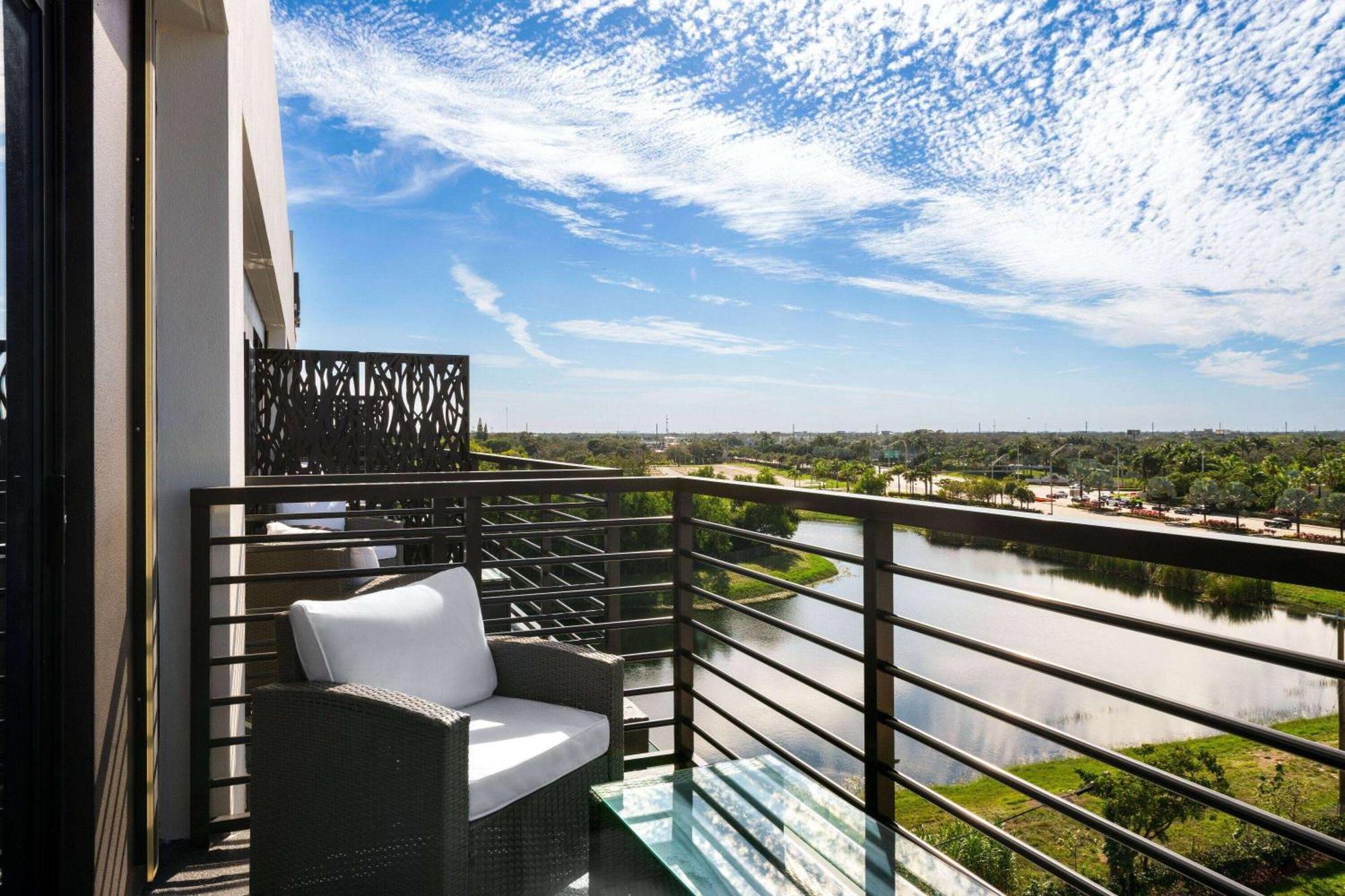 Dolce By Wyndham Hollywood Hotell Eksteriør bilde